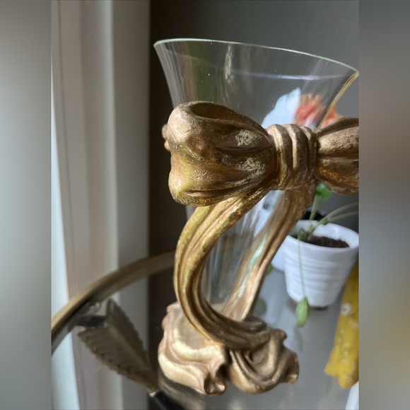 Vintage Gold Bow Resin and Glass Vase 8” - Picture 2 of 11